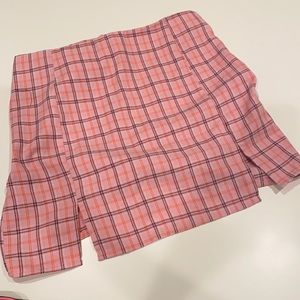 barbie pink mini skirt, hot! plaid 2 front slits size S